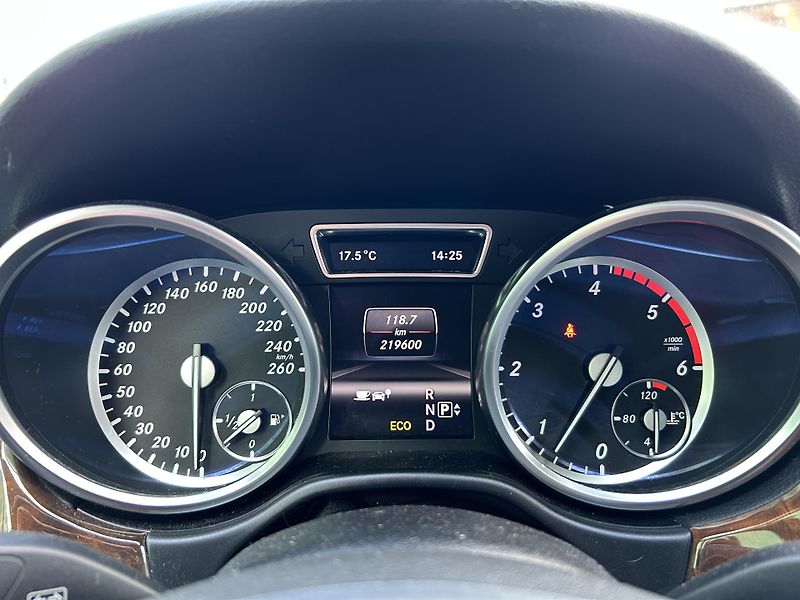 Mercedes-Benz Třídy M (2012) ML 350 190 KW naj 219 tis km - fotka 19 z 31