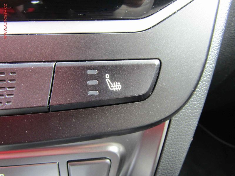 SsangYong Tivoli (2024) 1.5 T-GDi, 1.maj,ČR, servis - fotka 14 z 19