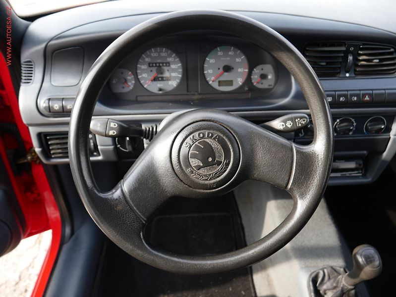 Škoda Felicia (1997) 1.3i, 2.maj,ČR, Tažné - fotka 14 z 16