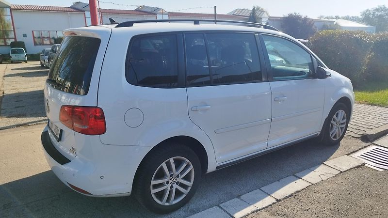 Volkswagen Touran 1.4TSI,volat-608 081 843 - fotka 3 z 18