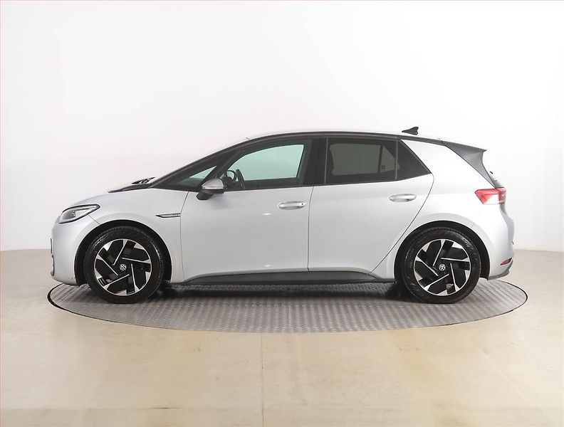 Volkswagen ID.3 (2021) Pro Perf. (62 kWh), SoH 92% - fotka 3 z 22