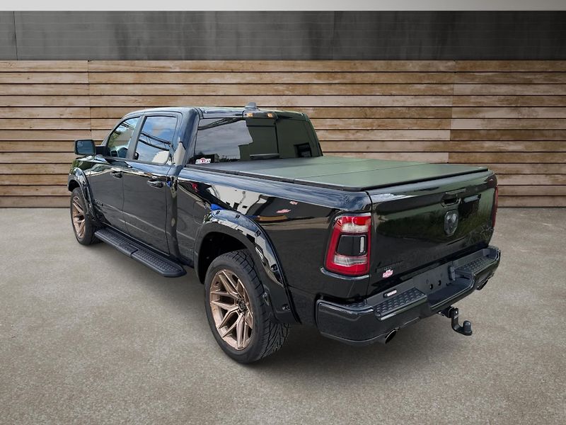Dodge RAM (2022) +NIGHT EDITION+FUEL+AIR LIFT+ - fotka 5 z 21