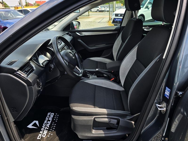 Škoda Octavia 1.4TSI 110KW BOH VÝBAVA JOY 1M - fotka 11 z 26