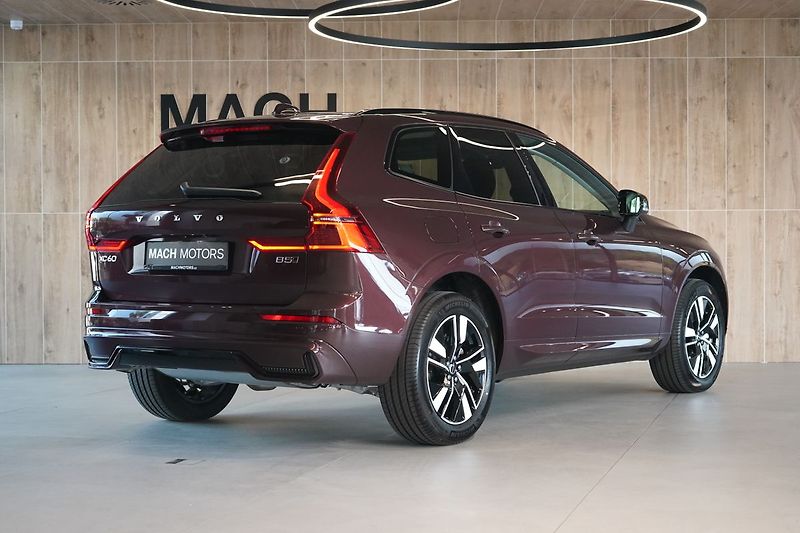 Volvo XC60 B5 AWD PLUS Dark LCI, H/K, LED - fotka 8 z 48