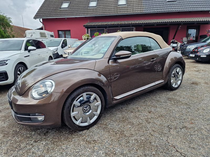 Volkswagen Beetle CABRIO 2,0TDI DESIGN - fotka 7 z 22