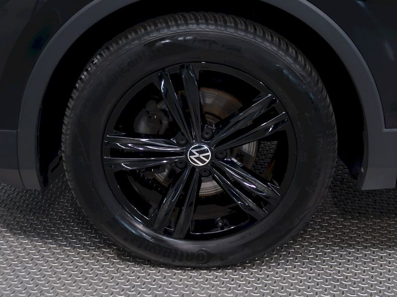 Volkswagen Tiguan (2022) EDICE URBAN 2.0TDI 110KW 4x4 D - fotka 11 z 35