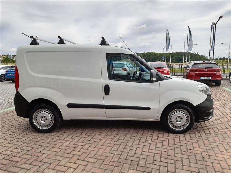 Fiat Dobló 1,4 i - fotka 5 z 18