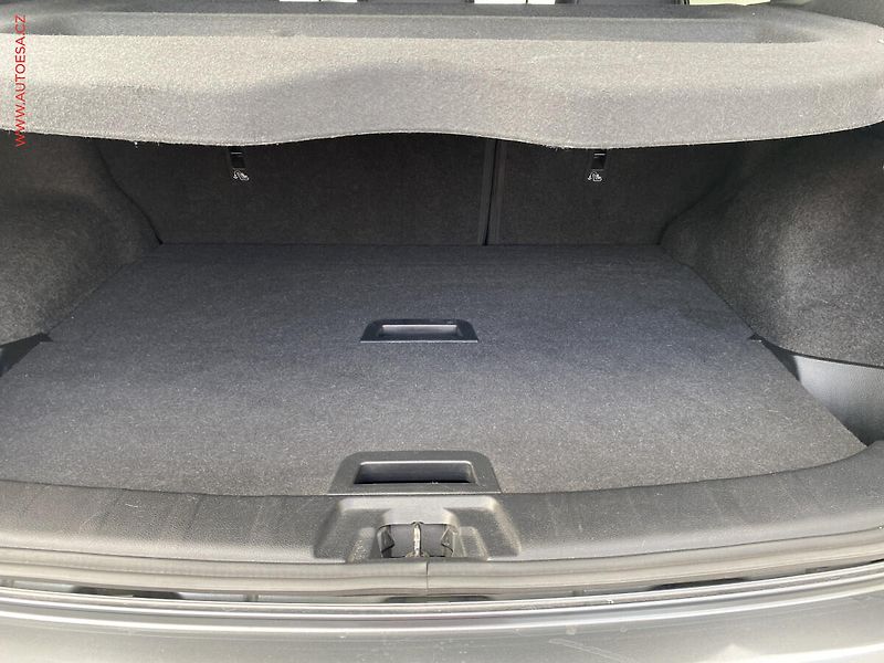 Nissan Qashqai (2017) 1.2DiG-T, Acenta, AT, navi - fotka 10 z 20