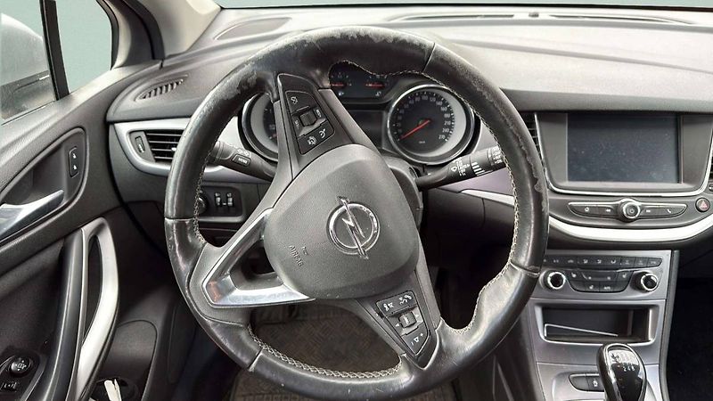 Opel Astra ST Enjoy D 16 DTH S/S (100kW/ - fotka 15 z 24