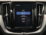Volvo XC60 B4 AWD MOMENTUM PRO AUT CZ - náhled 32