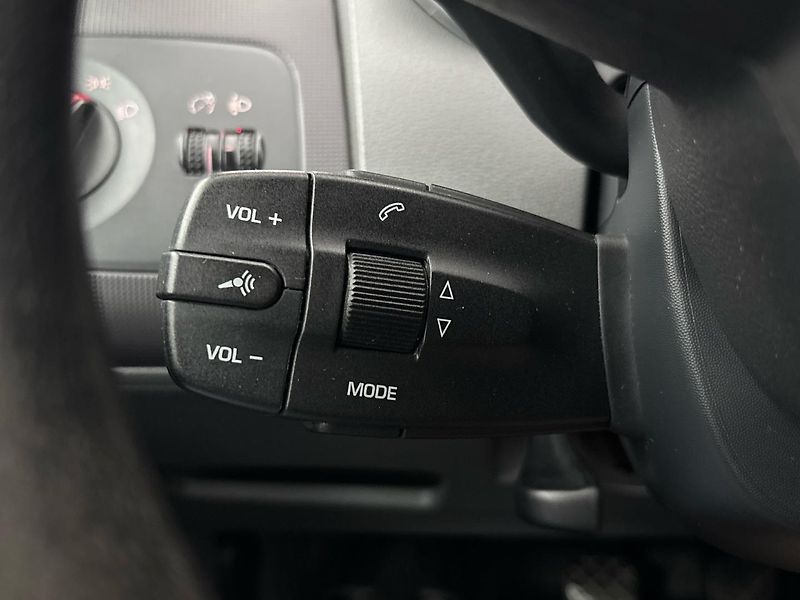 Seat Ibiza Reference - fotka 23 z 27