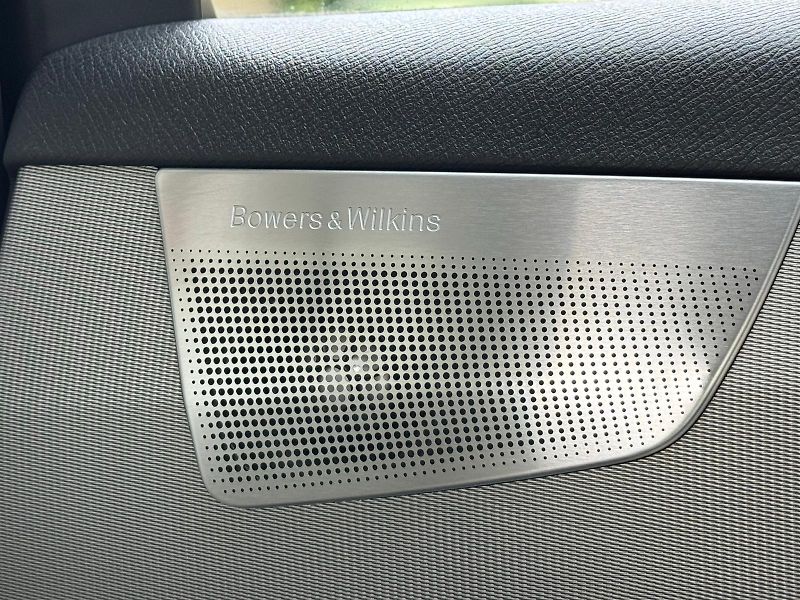 Volvo XC90 D5 ČR DPH 4X4 AUTOMAT TAŽNÉ  - fotka 23 z 24