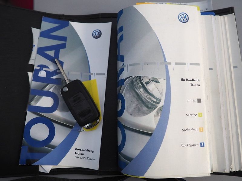 Volkswagen Touran (2003) 1.9 TDI 77 kW, DSG, Webasto - fotka 33 z 33