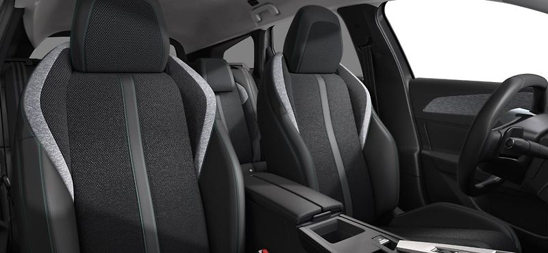Peugeot 308 (2023) SW ALLURE PACK BHDi 130 EAT8 - fotka 6 z 9
