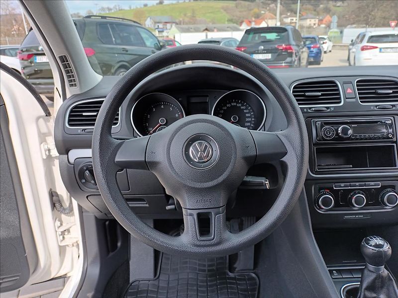 Volkswagen Golf 1,4 16V,59KW,TREND,KLIMA,ESP, - fotka 12 z 33