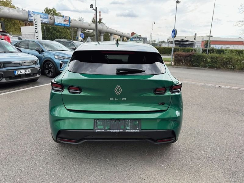 Renault Clio (2026) techno full hybrid E-Tech 160 - fotka 7 z 23
