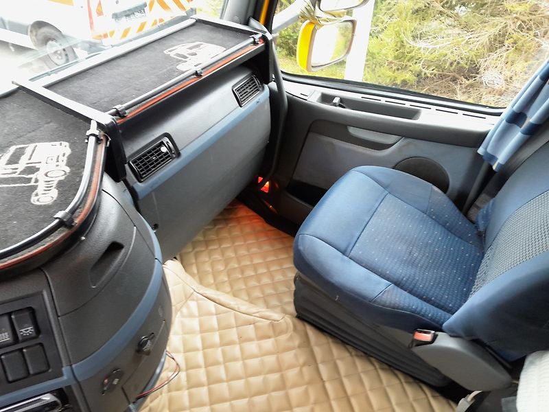 Volvo FH 13 440 Standart Manual tach - fotka 22 z 35