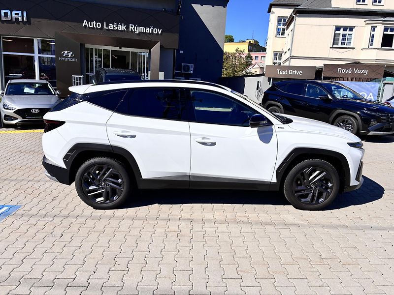 Hyundai Tucson 1.6T-GDi 118kW REZERVACE - fotka 8 z 31