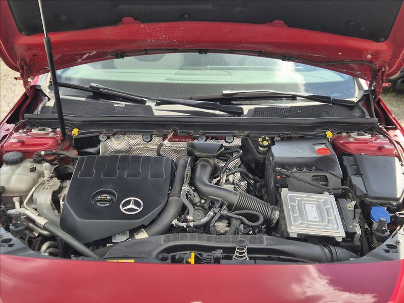 Mercedes-Benz CLA 200 SB*ČR*AMG*LED*KAM*PANO - fotka 40 z 42