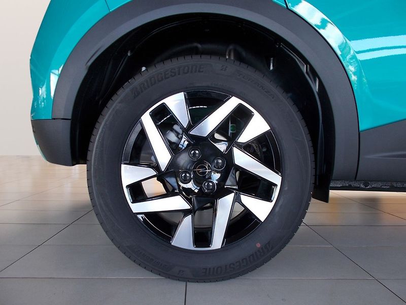 Opel Mokka (2026) HIT 1.2 TURBO (100kW/136k) MT6 - fotka 28 z 28