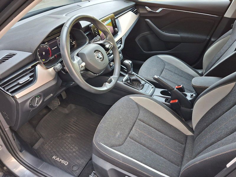 Škoda Kamiq (2022) Style DSG 1,0TSi 81kW - fotka 6 z 35
