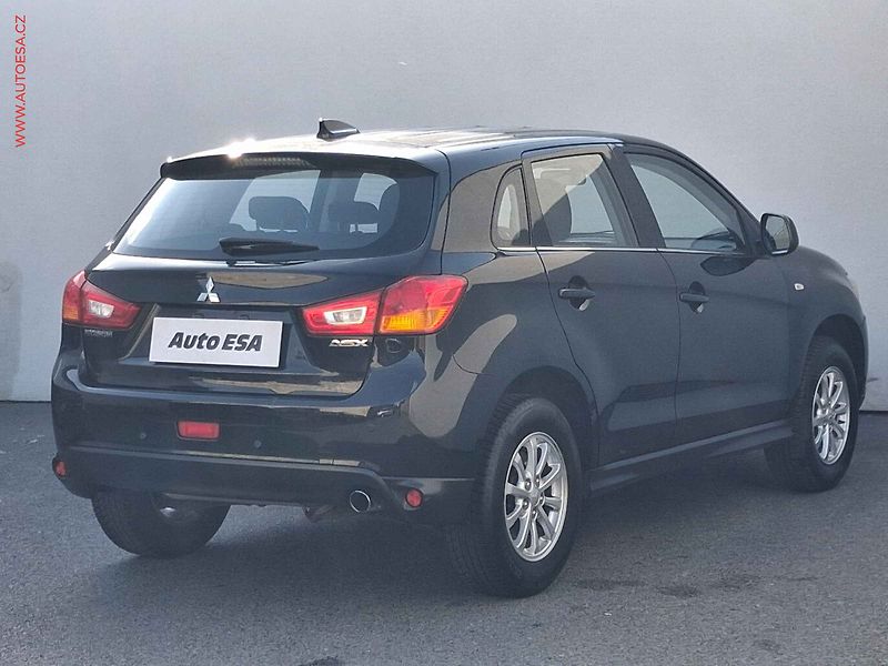 Mitsubishi ASX (2017) 1.6 MIVEC, ČR, AC, temp - fotka 4 z 15