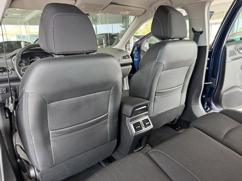 Renault Mégane 1,3 TCe*KeyLess*PDC*1.Maj*ČR - fotka 15 z 29