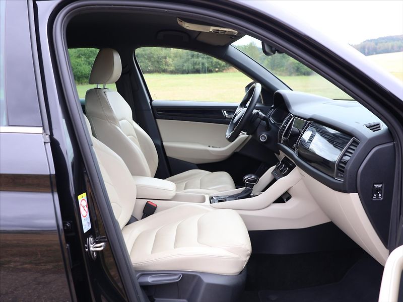 Škoda Kodiaq 2,0 TSI 4x4 DSG Style Plus DPH - fotka 11 z 29