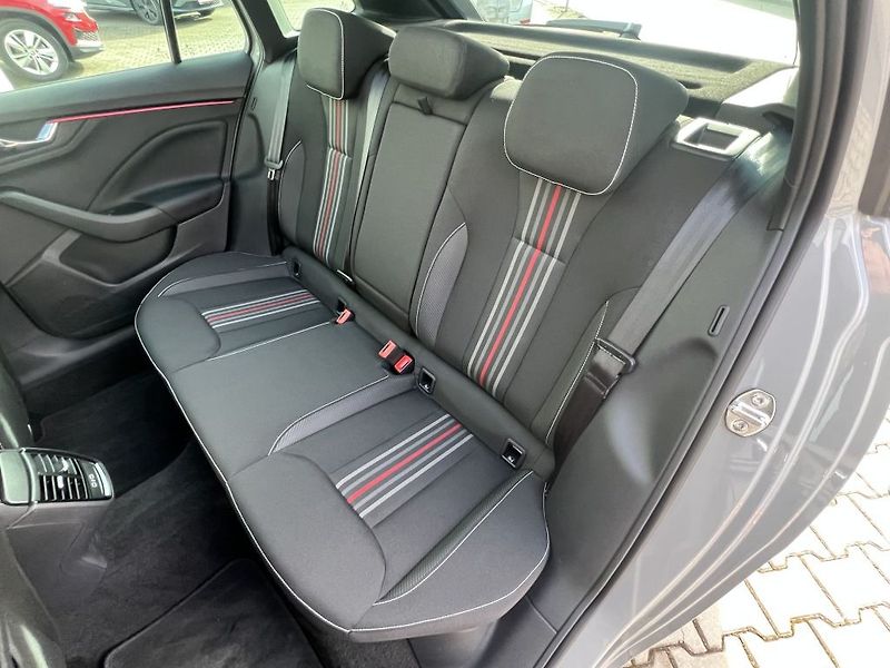 Škoda Scala Monte Carlo 1.0 TSI 85 kW - fotka 14 z 34
