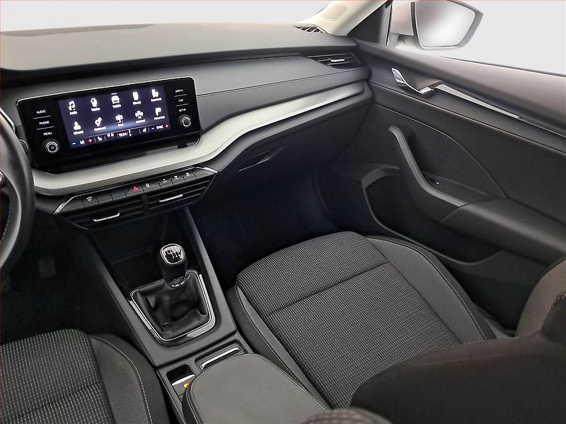 Škoda Octavia (2022) Ambition 2.0 TDI, ČR,1.maj - fotka 8 z 18
