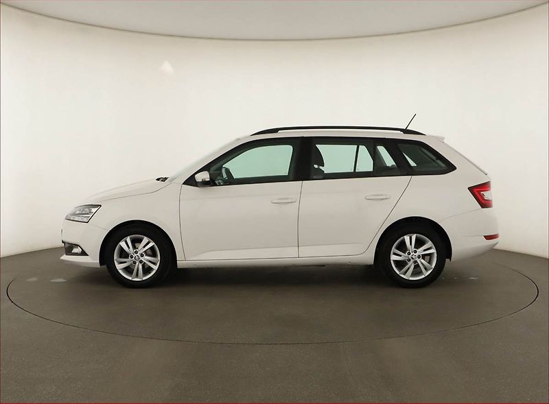 Škoda Fabia (2021) Style 1.0 TSI, ČR,1.maj - fotka 3 z 14
