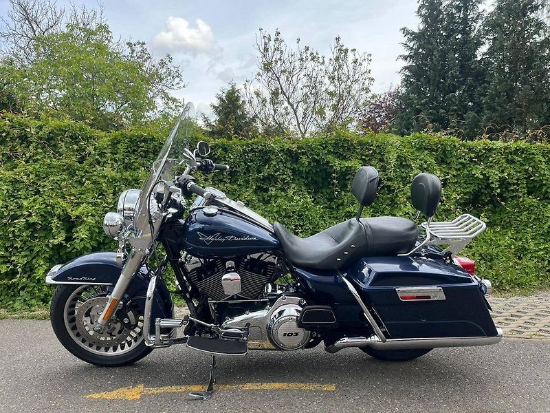 Harley-Davidson FLHR Road King (2012) - fotka 6 z 14