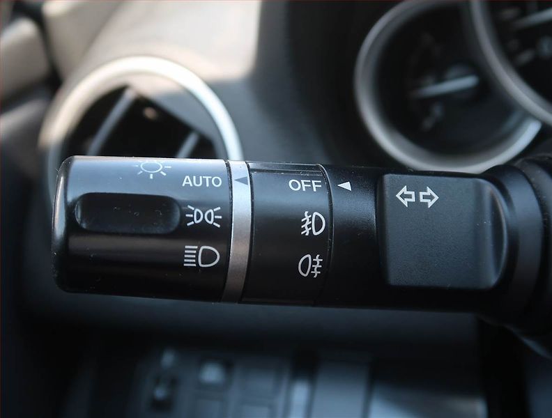 Mazda 6 (2009) 2.0, Automat, Tempomat - fotka 16 z 19