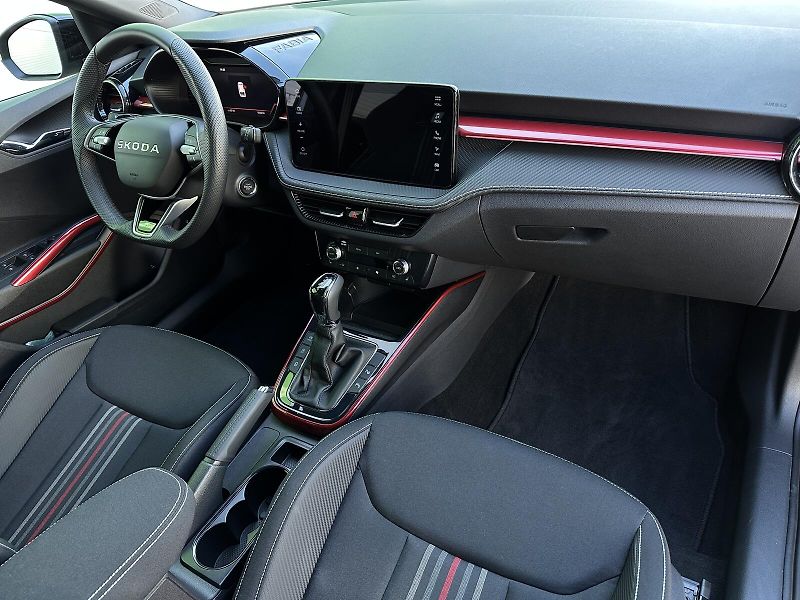 Škoda Fabia 1.5TSi DSG Monte Carlo 150PS K - fotka 42 z 45