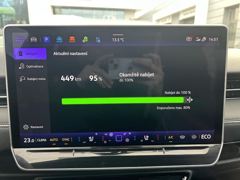 Volkswagen ID.7 Tourer 210  kW, 86 kWh - fotka 25 z 29