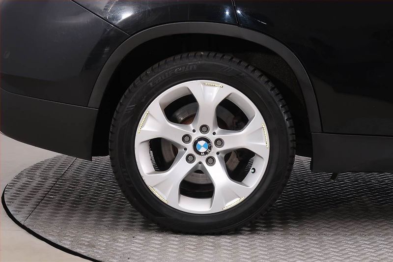 BMW X1 (2010) xDrive20d, 4X4, Xenony - fotka 15 z 17