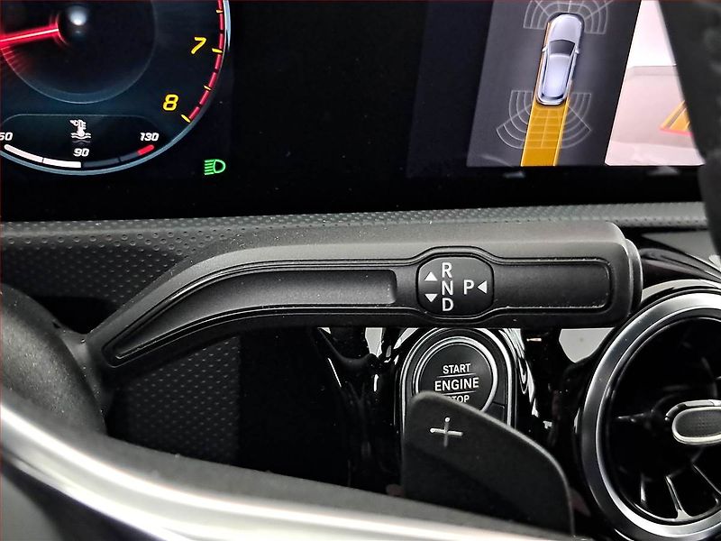 Mercedes-Benz Třídy A (2020) A 180 - fotka 22 z 23