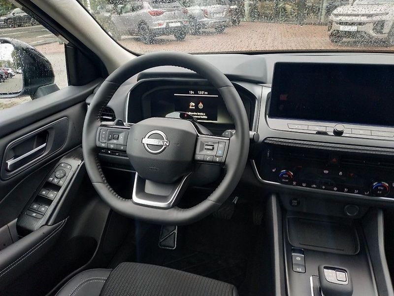 Nissan Qashqai 1.3T mHEV AT,2WD, SKLADEM - fotka 12 z 27