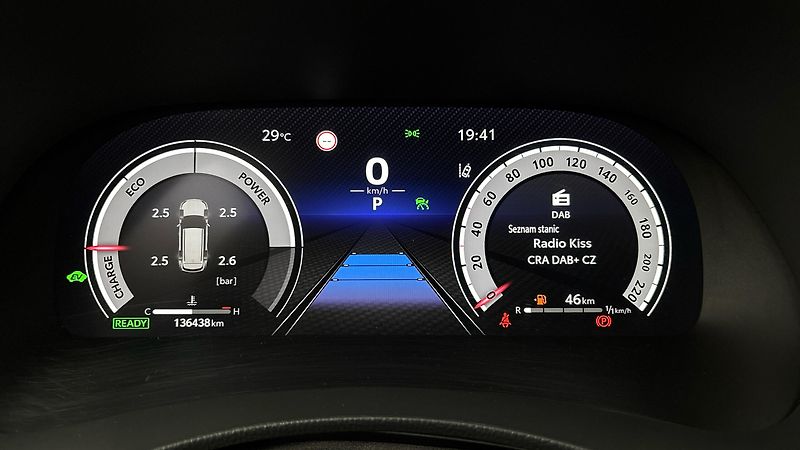 Toyota Highlander 2.5 Hybrid AUT 4x4 Prestige - fotka 27 z 33