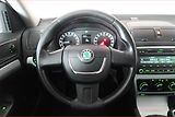 Škoda Octavia (2011) Ambiente 1.6 TDI, Tempomat - náhled 15