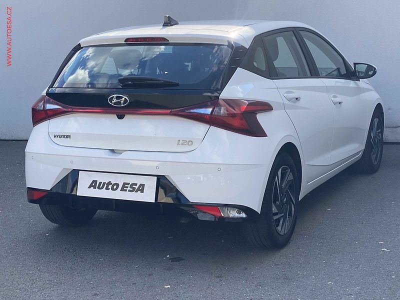 Hyundai i20 (2023) 1.0 T-GDi, 2.maj,ČR, Smart - fotka 4 z 20