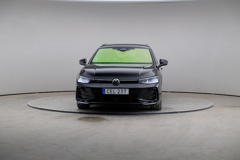 Volkswagen Passat TDI 4M R-Line DCC NezT IQ 360 - fotka 2 z 27