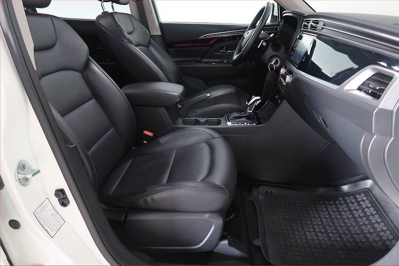 SsangYong Korando (2020) Style 1.5 T-GDI, Automat - fotka 9 z 18