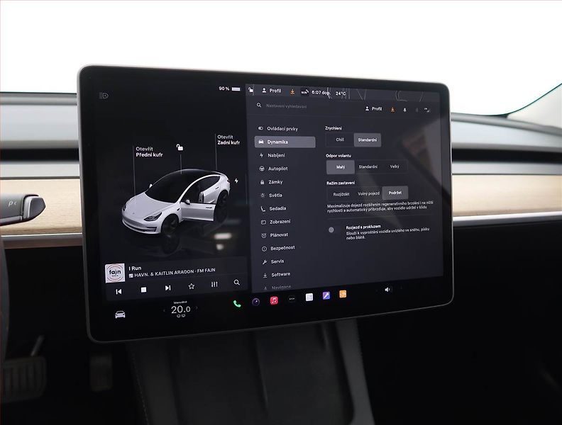 Tesla Model 3 (2023) Standard Range 60kWh, SoH 95% - fotka 20 z 33