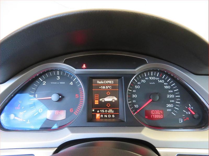 Audi A6 Allroad (2008) 3.0 TDI, 4X4, Automat, Navi - fotka 11 z 16