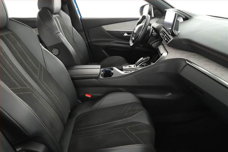 Peugeot 3008 (2021) 1.2 PureTech - fotka 7 z 20