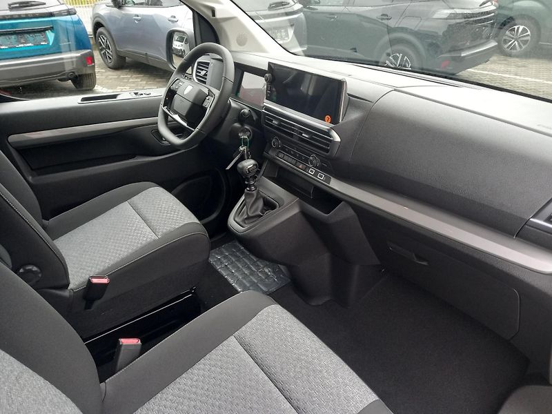 Peugeot Traveller (2026) Active L3 2.2 BlueHDi 150 man - fotka 10 z 32