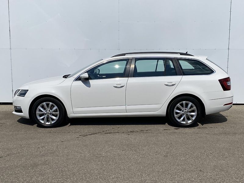Škoda Octavia Combi 2,0 TDI 135 kW Style DSG - fotka 4 z 25