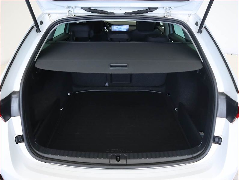 Škoda Octavia (2022) Style 2.0 TDI - fotka 14 z 20