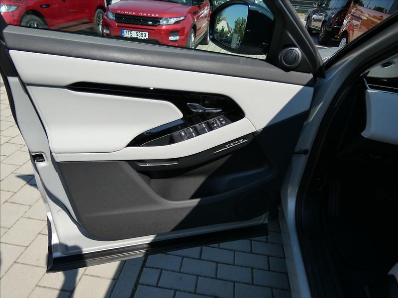 Land Rover Range Rover Evoque 2,0 D165 S,1maj,ČR,5let záruka - fotka 13 z 45